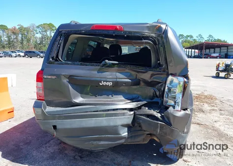 2015 Jeep Patriot Sport из США, поврежденный, VIN 1C4NJPBA1FD349171